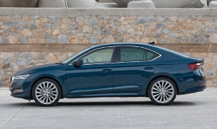 Автомобили лифтбеки в Уфе